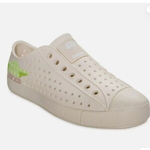 Native × Disney Jefferson Slip-On Water Shoes Star Wars Baby Yoda size 7